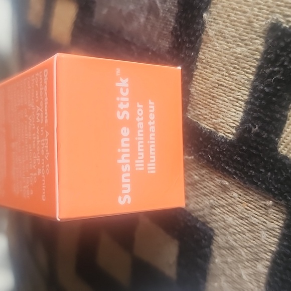 Tarte sunshine stick illuminator - Picture 2 of 3